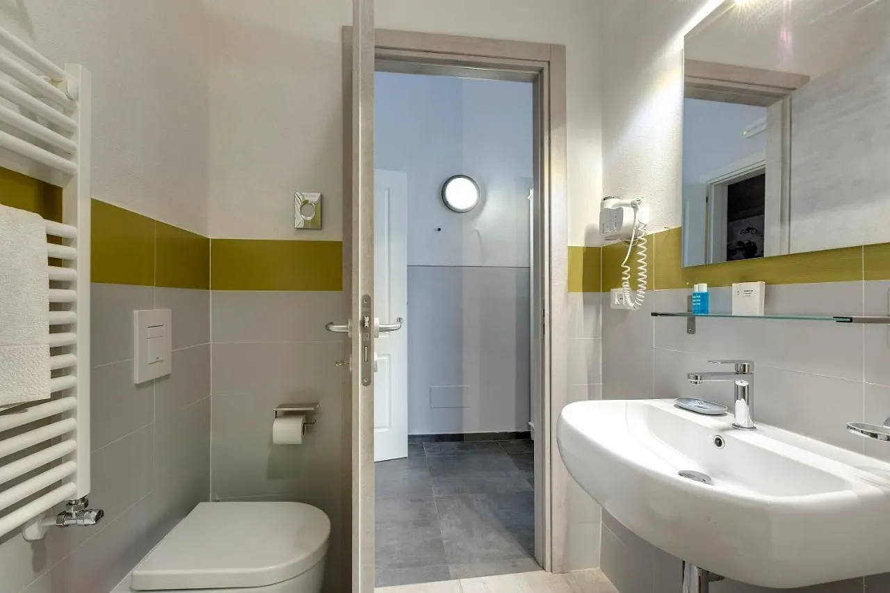 Al Consolato - Guest House Florenz 3*,